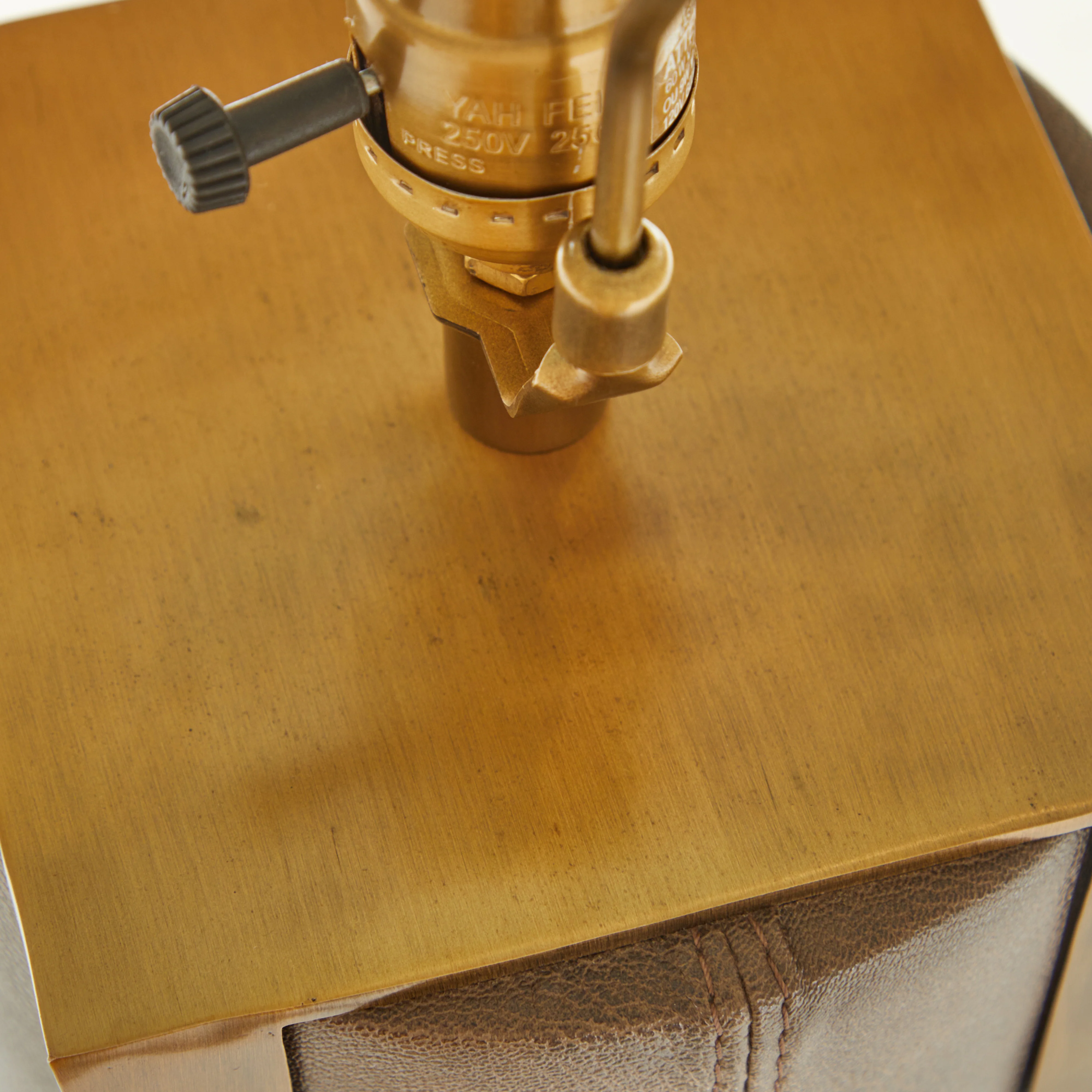 Bronx Table Lamp - Image 27