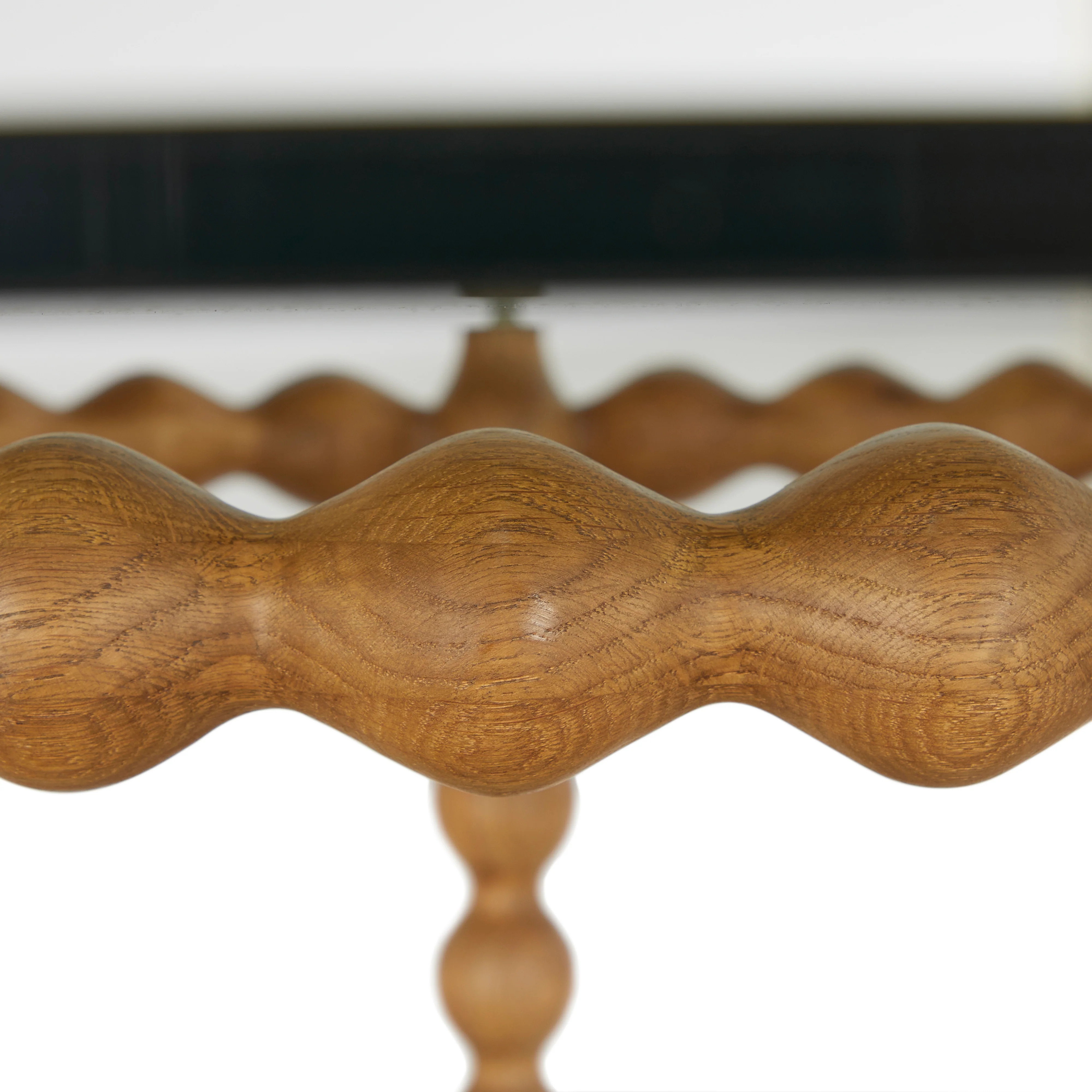 Gwen Dining Table - Image 17